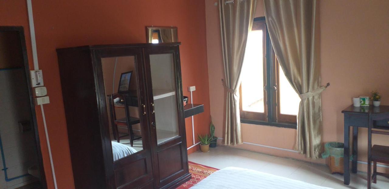 Pukyo Bed And Breakfast Belgian Lao Ban Nangoy エクステリア 写真